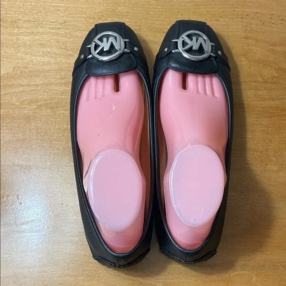 Michael Kors Black Leather MK Logo Ballet Flats. Size 10 - Picture 6 of 14